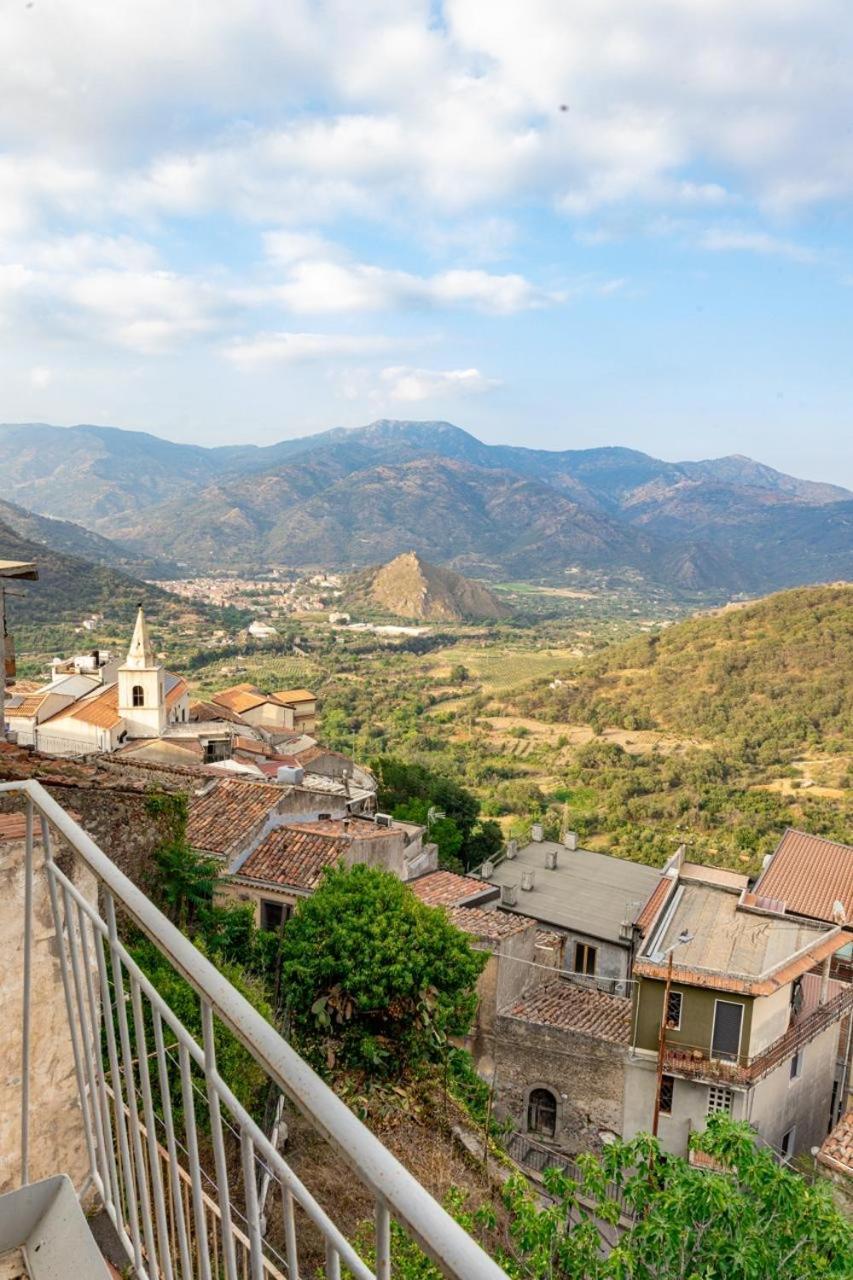 Le Chevalier Apartment Castiglione De Sicilia Zewnętrze zdjęcie